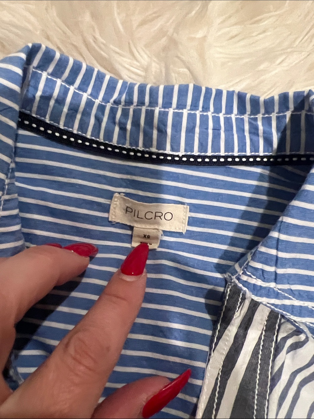 Pilcro/ Antropology- Cotton Blend-down shirt - Picture 4 of 8